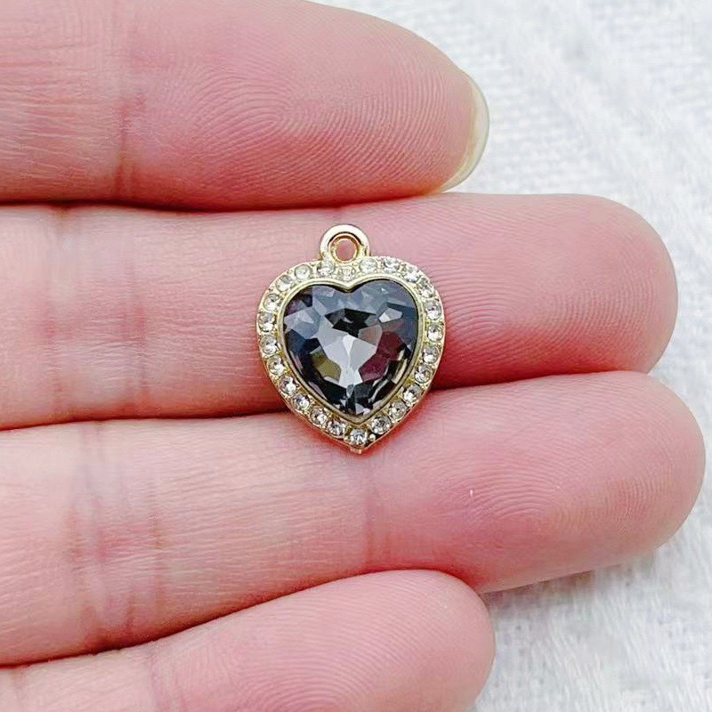 Pendentif en forme de cœur inc - Event Party avis et prix
