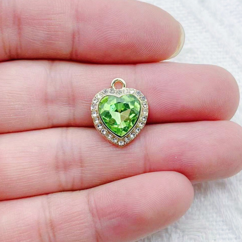 Pendentif en forme de cœur inc - Event Party avis et prix